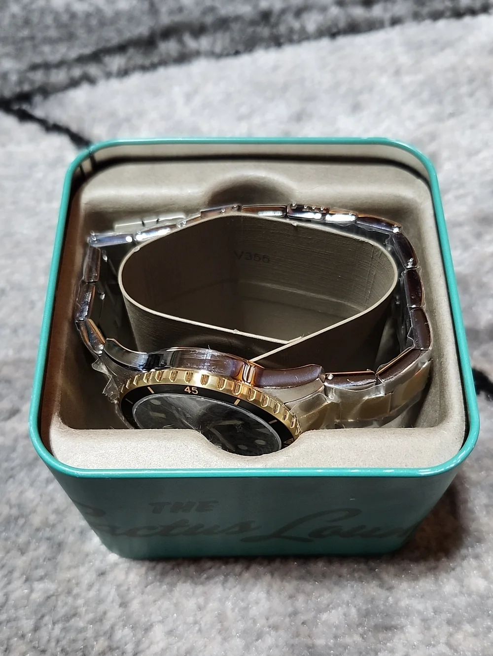 FOSSIL BLUE DIVE FB-01 TWO-TONE STAINLESS STEEL SILVER/BLACK THREE-HAND WATCH